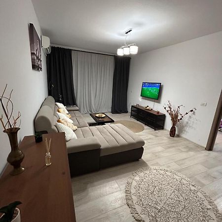 Cozy Apartment 130E By Plaza بوخارست المظهر الخارجي الصورة