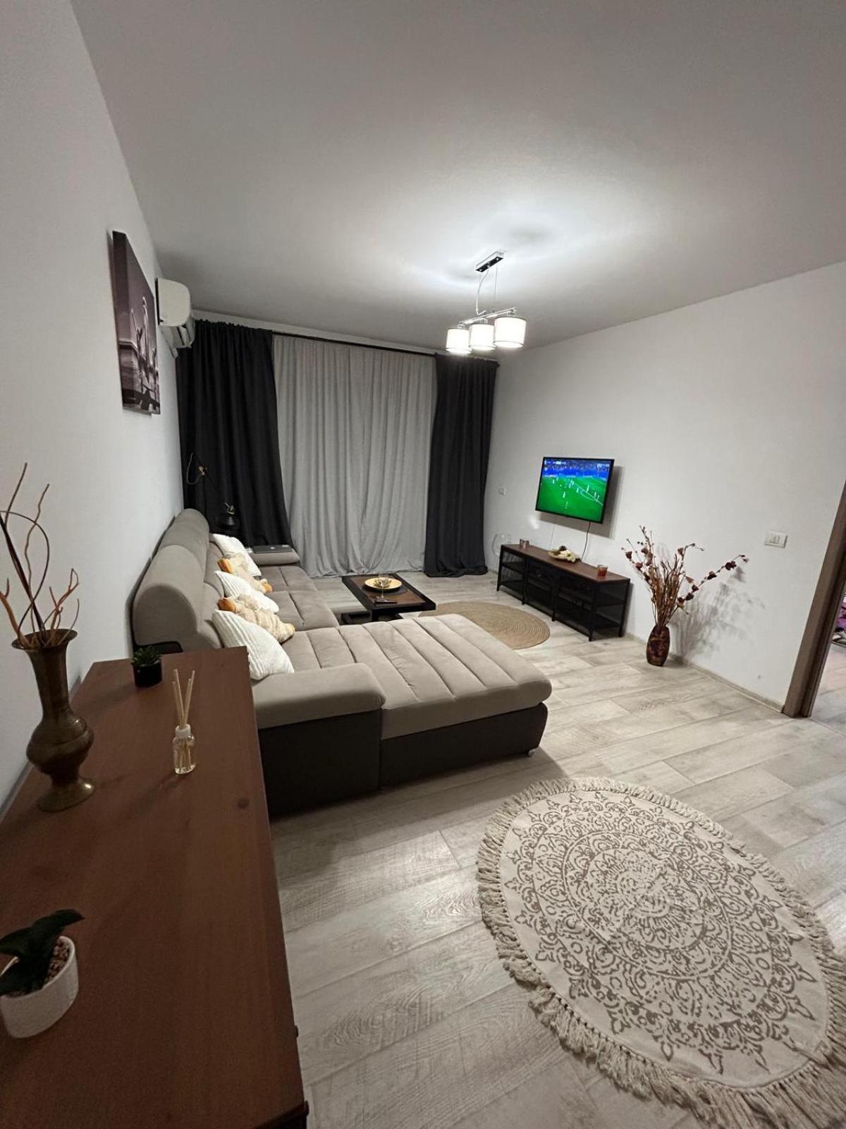 Cozy Apartment 130E By Plaza بوخارست المظهر الخارجي الصورة